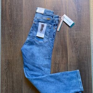 Stretchy High Rise skinny jeans